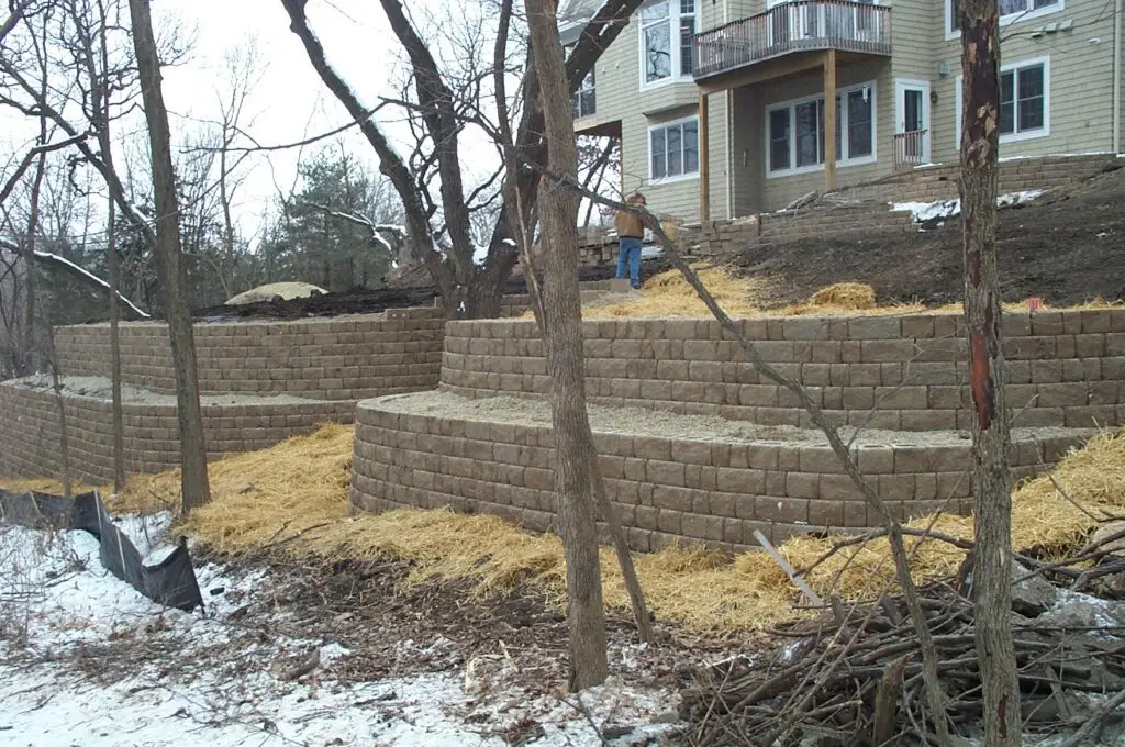 Patio Landscape Design - retaining walls